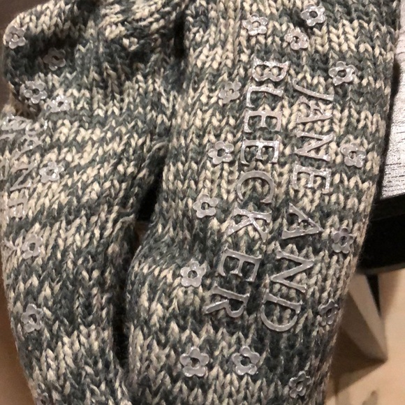 Jane and bleecker winter socks - Picture 4 of 6